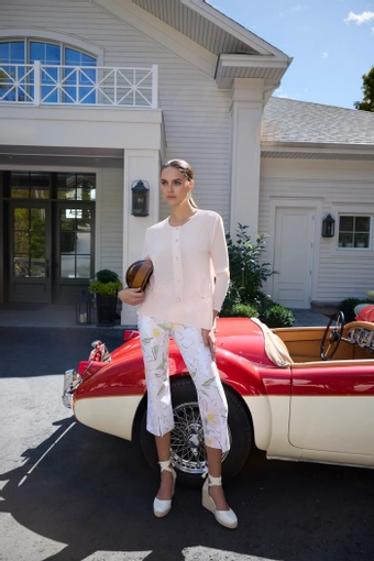 Frank Lyman  266576 #0 default frontface vertical thumbnail