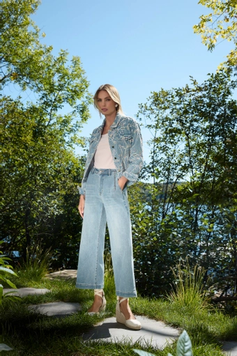 Frank Lyman  A26604 #1 frontface vertical thumbnail