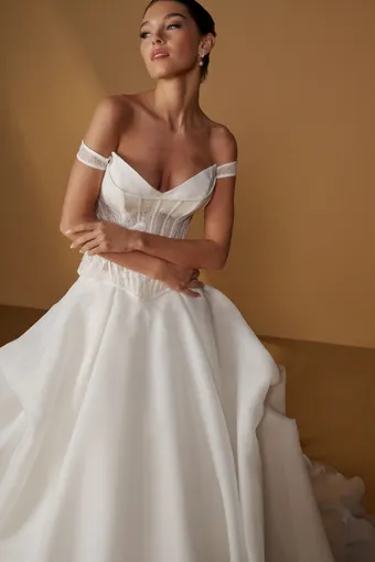Christina Wu Brides #4 frontface vertical cropped thumbnail
