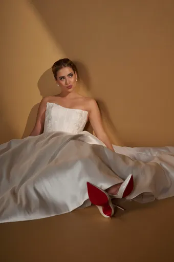 Christina Wu Brides #5 frontface vertical cropped thumbnail