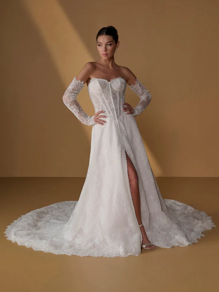 Christina Wu Brides Default Thumbnail Image