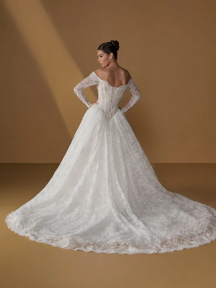 Christina Wu Brides Backface Thumbnail Image