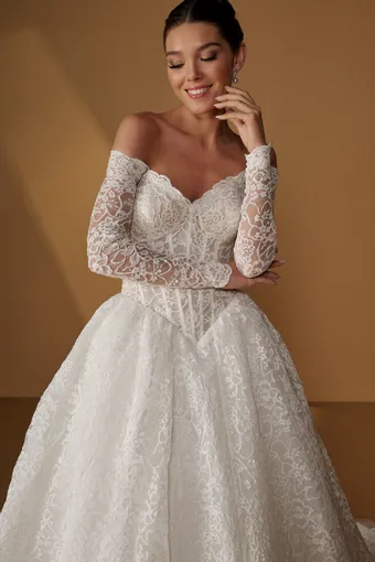 Christina Wu Brides #3 frontface vertical cropped thumbnail