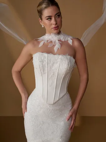 Christina Wu Brides #5 frontface vertical cropped thumbnail