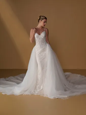 Christina Wu Brides #0 default frontface vertical thumbnail