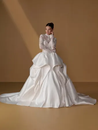 Christina Wu Brides #0 default frontface vertical thumbnail