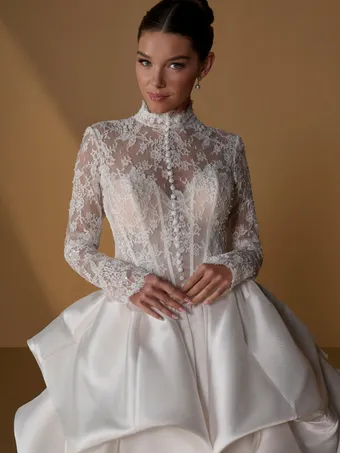 Christina Wu Brides #14 frontface vertical cropped thumbnail