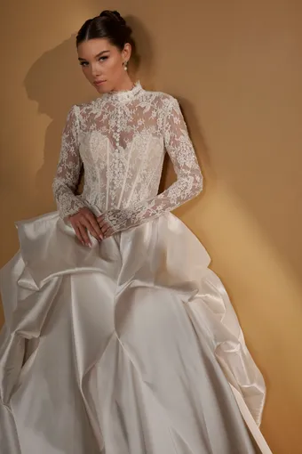 Christina Wu Brides #13 frontface vertical cropped thumbnail