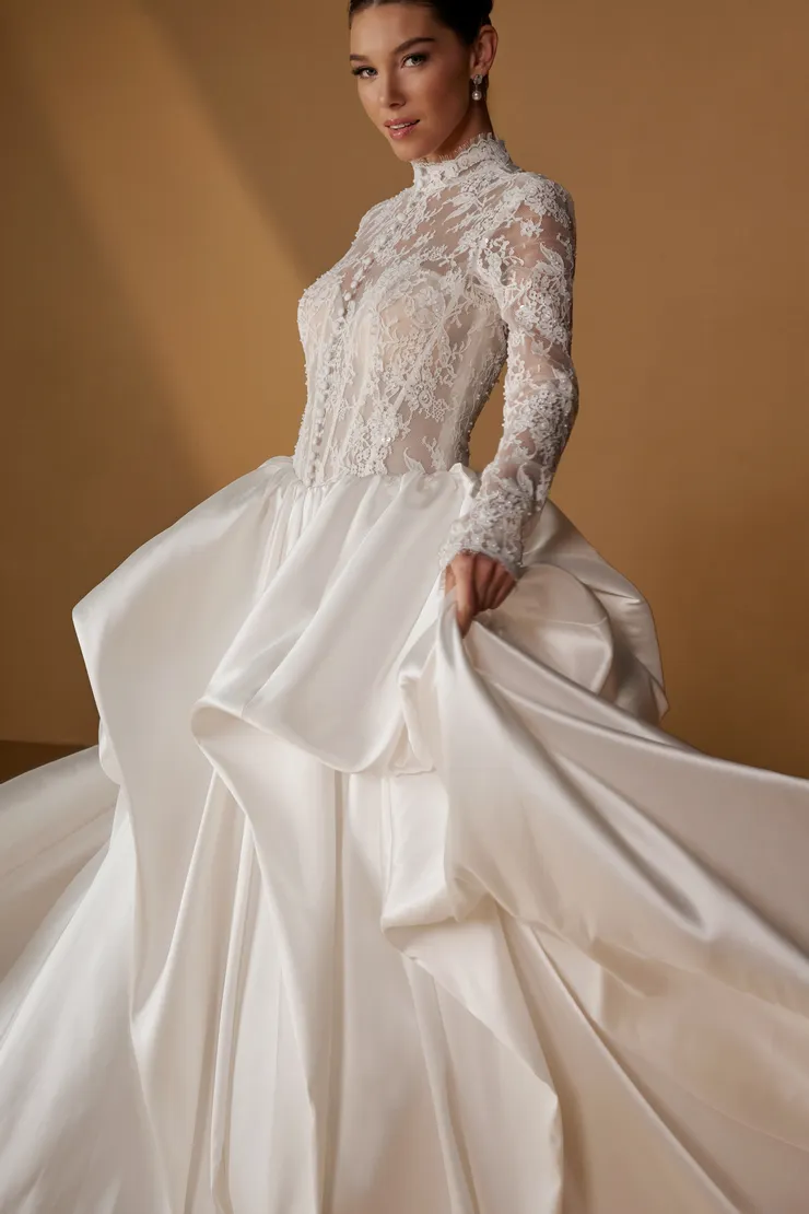 Christina Wu Brides Style #15978 #1 frontface vertical picture