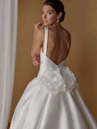 Christina Wu Platinum Style 31370 #6 backface vertical cropped thumbnail