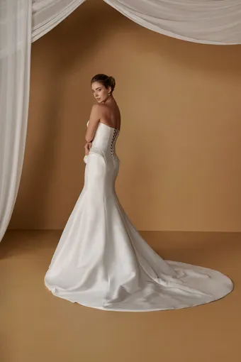 Christina Wu Platinum Style 31373 #2 backface vertical thumbnail