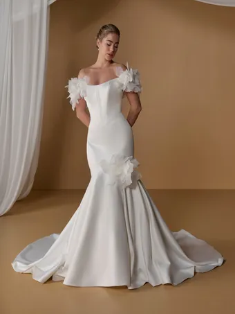 Christina Wu Platinum Style 31377 #0 default frontface vertical thumbnail