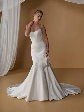 Christina Wu Platinum Style 31377 #1 frontface vertical thumbnail