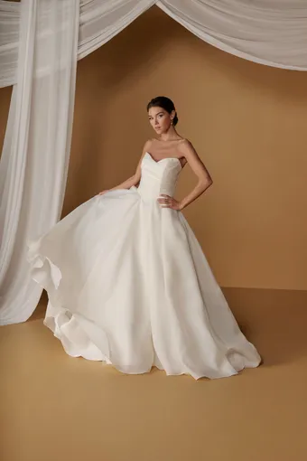 Christina Wu Platinum Style 31383 #2 frontface vertical thumbnail