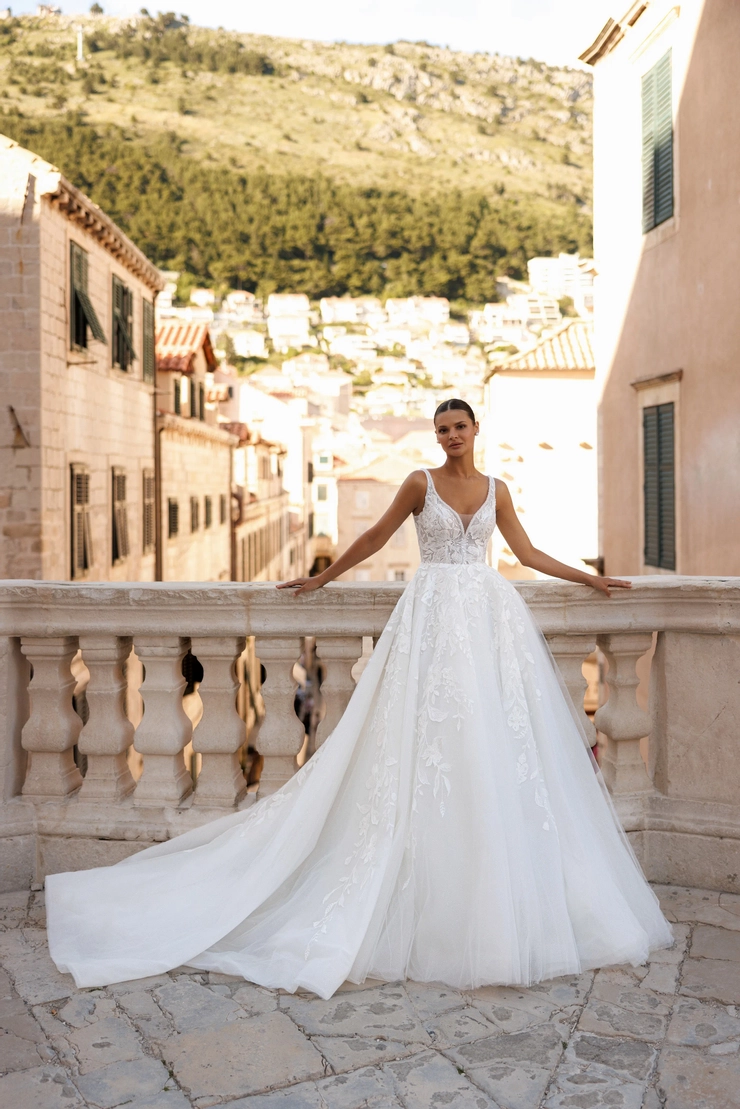Lana Grace Bridal Aria Default Thumbnail Image
