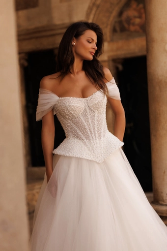 Lana Grace Bridal Clarissa #2 frontface vertical cropped thumbnail