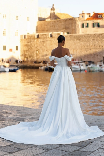 Lana Grace Bridal Everly #1 default backface vertical thumbnail