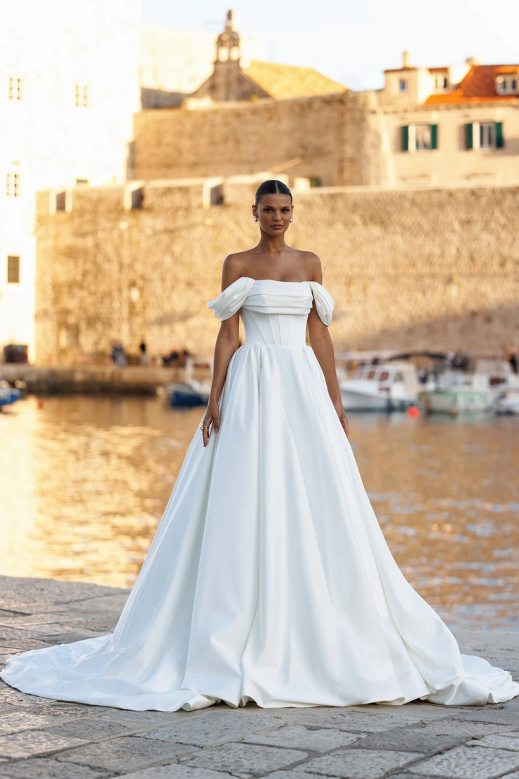 Lana Grace Bridal Everly Default Thumbnail Image