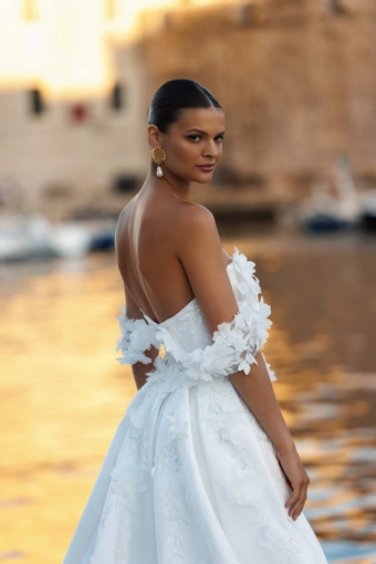 Lana Grace Bridal Freya #5 backface vertical cropped thumbnail