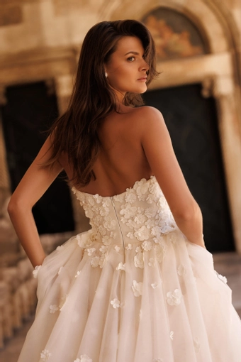 Lana Grace Bridal Gizelle #4 backface vertical cropped thumbnail