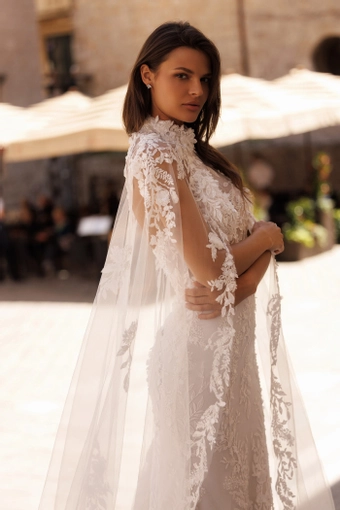 Lana Grace Bridal Lexi #5 vertical cropped thumbnail