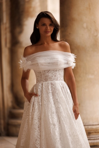 Lana Grace Bridal Melody #3 frontface vertical cropped thumbnail