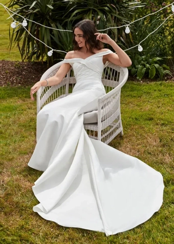 Romantica of Devon Style #PB142 #1 frontface vertical thumbnail