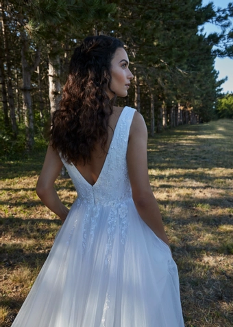 Romantica of Devon Style #PB258 #2 backface vertical cropped thumbnail