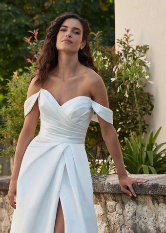 Romantica of Devon Style #PB263 #2 frontface vertical cropped thumbnail