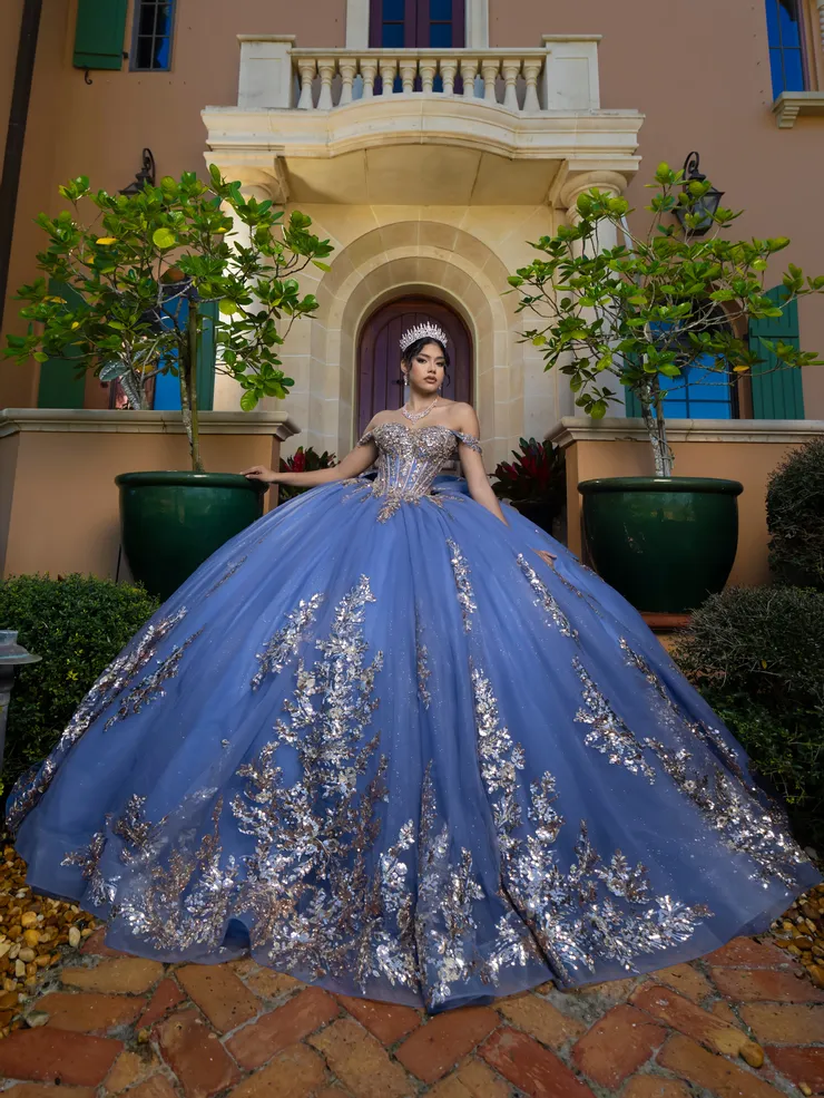 Quince Style #26147 #1 frontface vertical picture