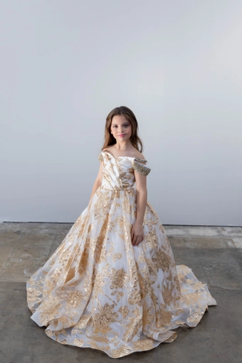 Ava Presley 26816 #2 frontface vertical thumbnail