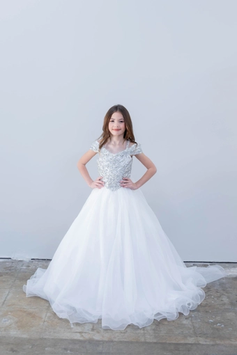 Ava Presley 26818 #9 frontface vertical thumbnail