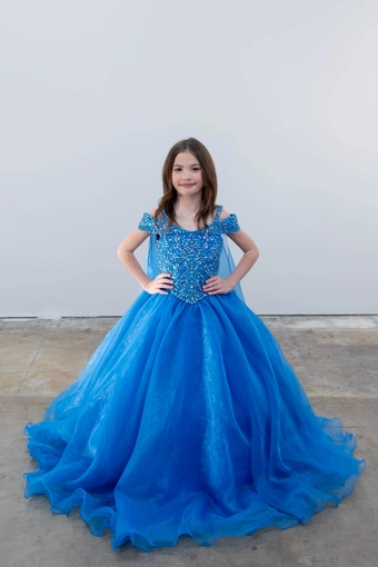 Ava Presley 26818 #2 frontface vertical thumbnail