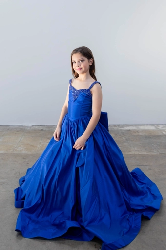 Ava Presley 26819 #3 frontface vertical thumbnail