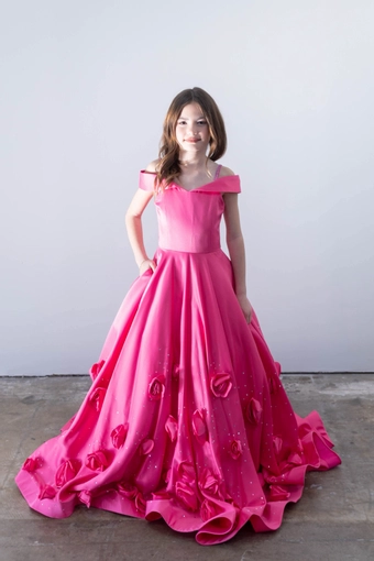 Ava Presley 26821 #0 default frontface vertical thumbnail