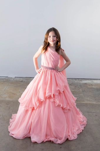 Ava Presley 26826 #1 frontface vertical thumbnail