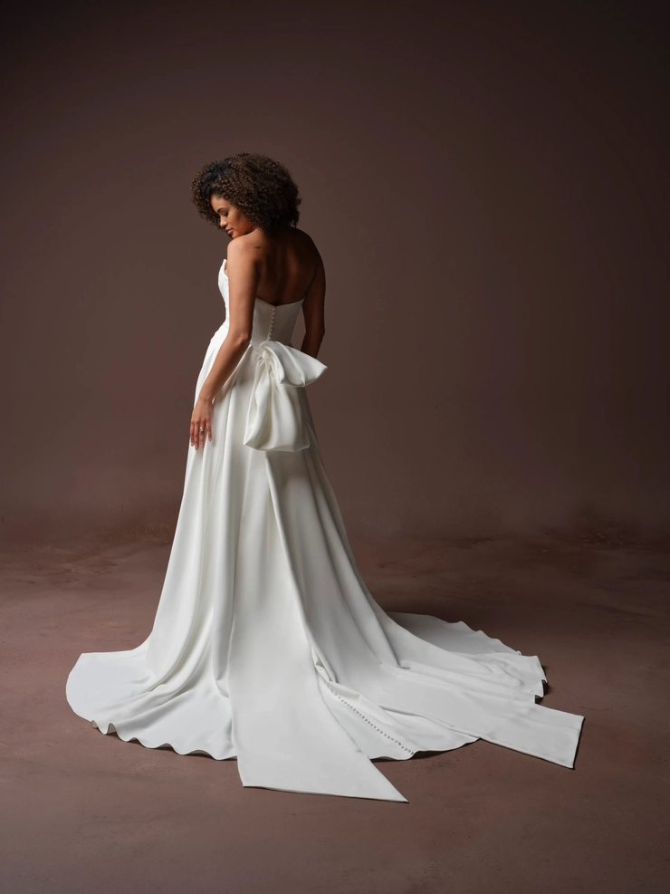 Maggie Sottero Backface Thumbnail Image