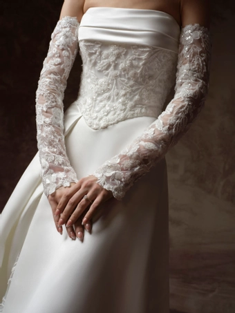 Maggie Sottero Wisteria #6 frontface vertical cropped thumbnail