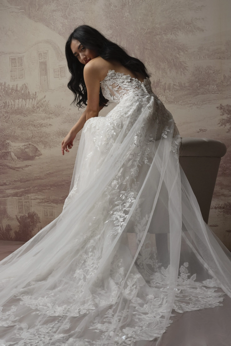 Maggie Sottero Backface Thumbnail Image