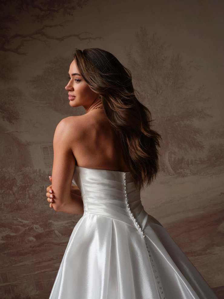 Maggie Sottero Style #F6MS061A01 #7 backface vertical cropped picture