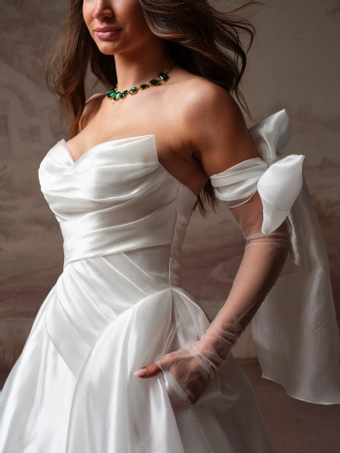 Maggie Sottero Rosamund #6 frontface vertical cropped thumbnail