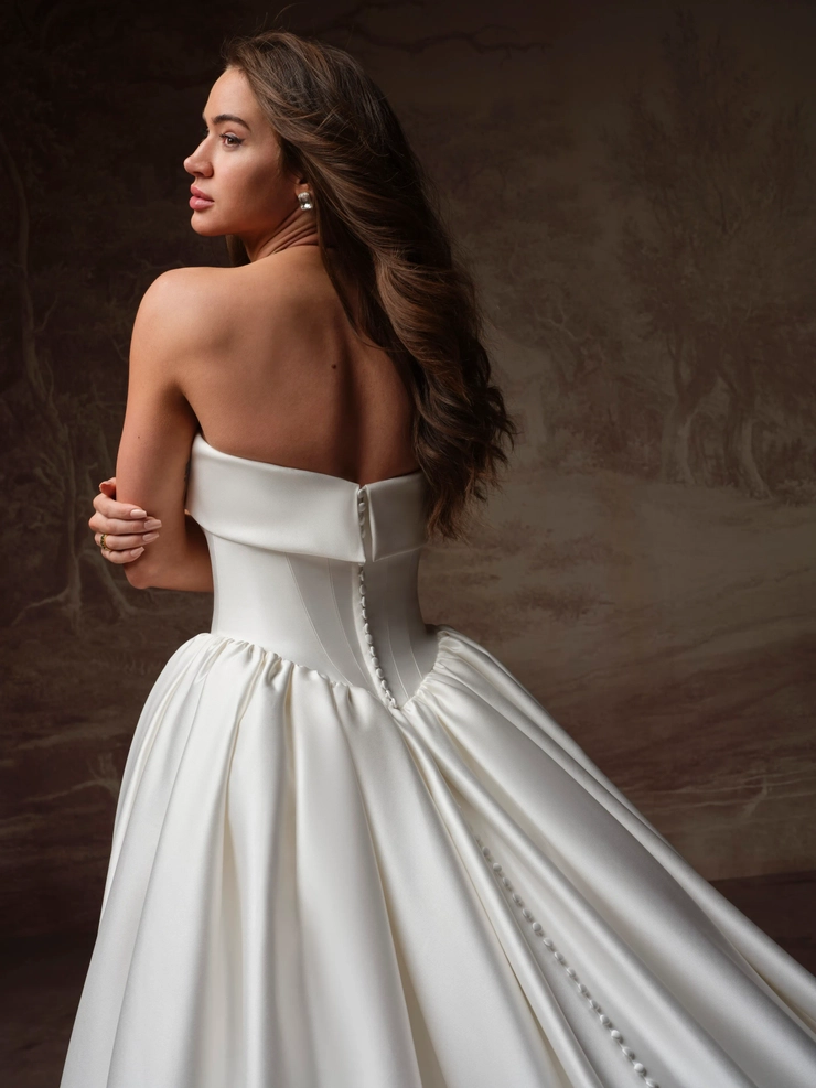 Maggie Sottero Style #F6MS198A01 #8 backface vertical cropped picture
