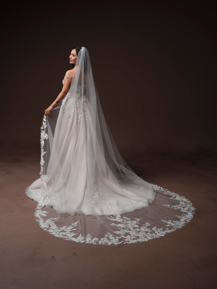 Rebecca Ingram Fleur F6RK098A01