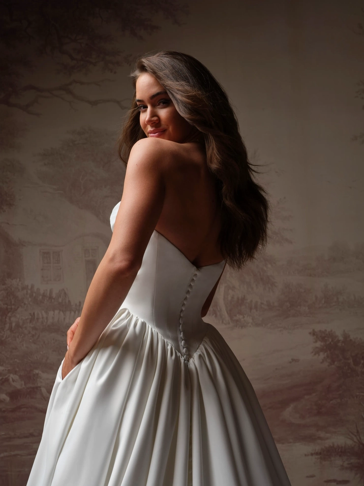 Rebecca Ingram Style #F6RN107A01 #8 backface vertical cropped picture
