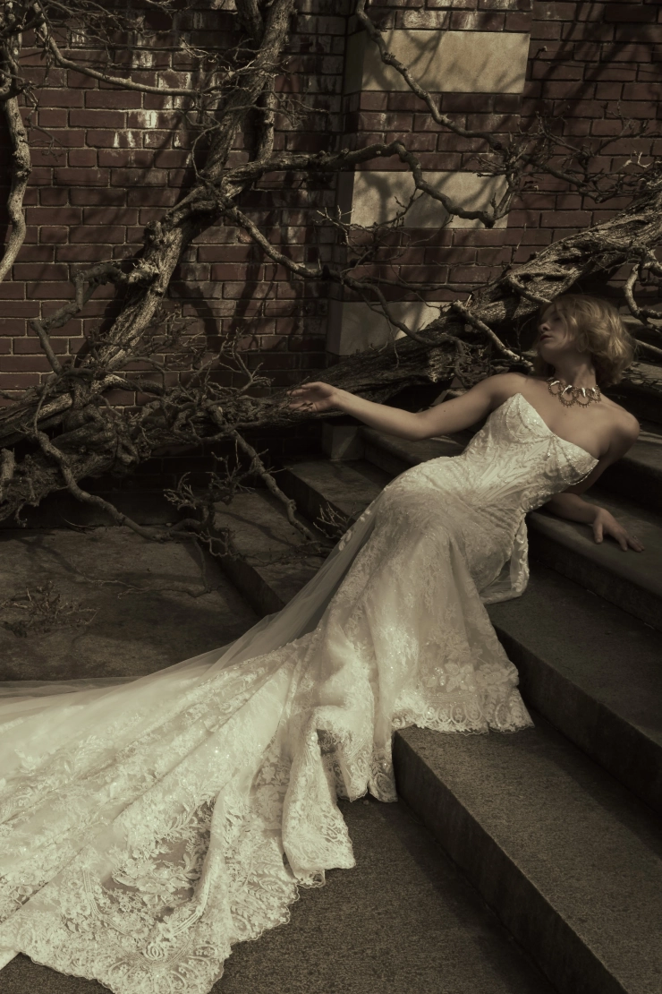 Sottero and Midgley Eirawen F6SK142A01