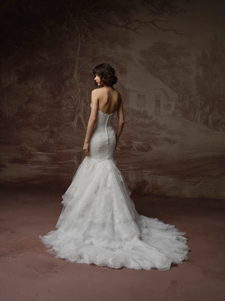 Sottero and Midgley Sauvignon F6SK214A01