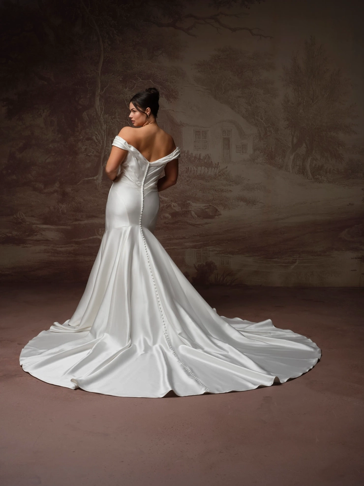Sottero and Midgley Backface Thumbnail Image