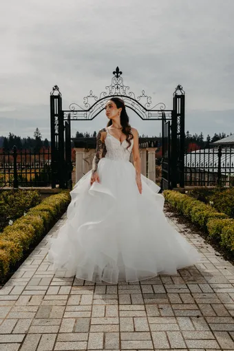 Iryna Shalom Empress #0 default frontface vertical thumbnail