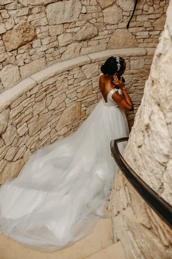 Iryna Shalom Eterna #5 backface vertical thumbnail