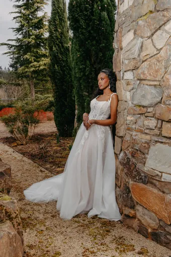 Iryna Shalom Valora #17 vertical thumbnail